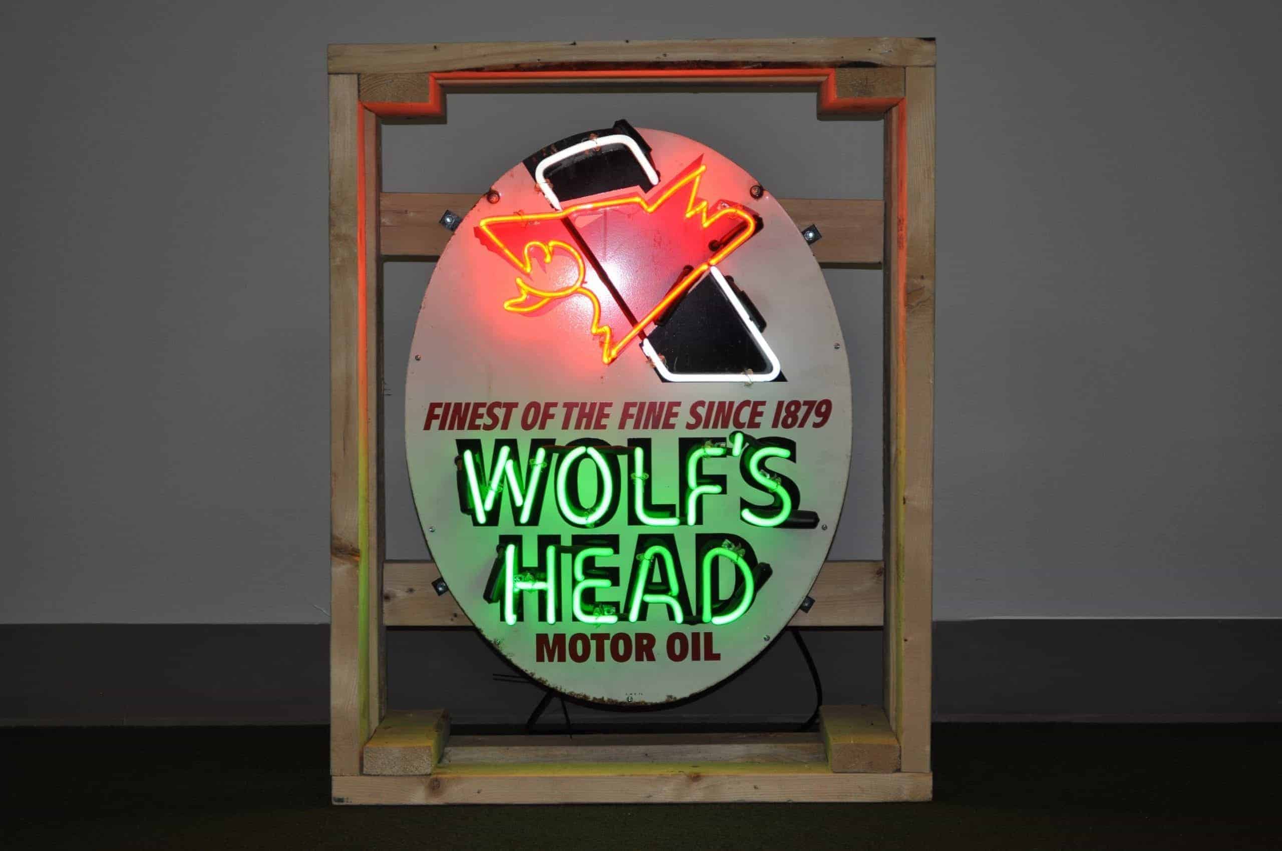 Wolf's Head Neon