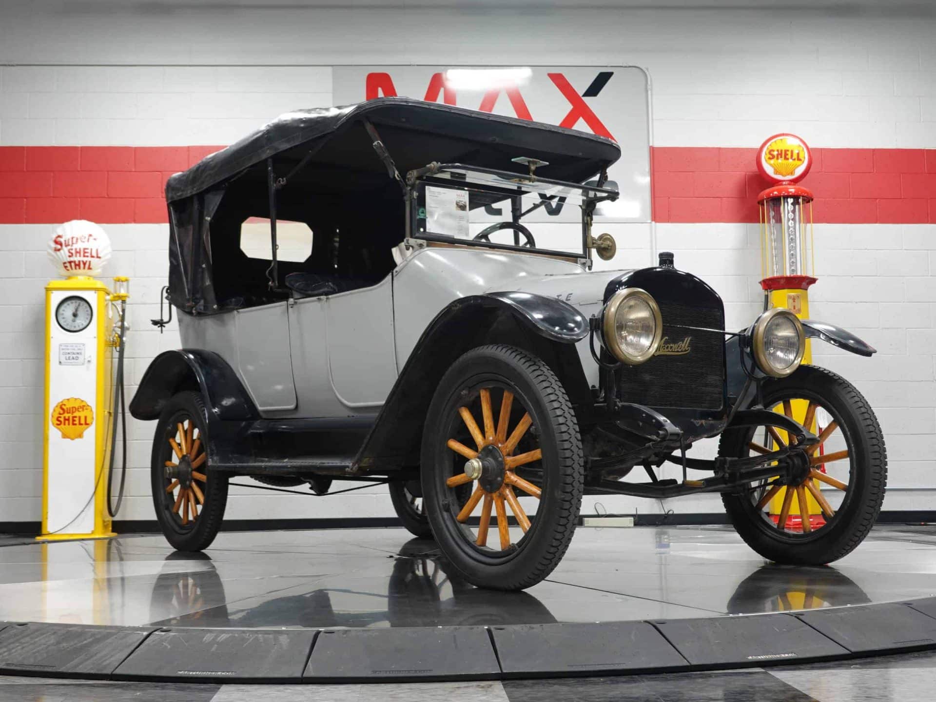 1915 Maxwell Touring 4-Door - U0476